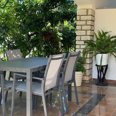 Emanuela 2 Apartment Новаля Екстериор снимка