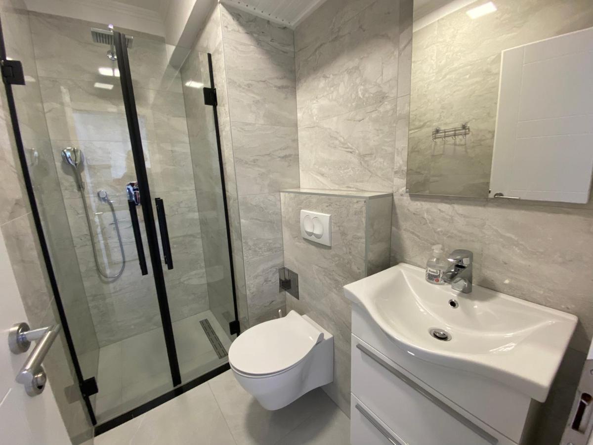 Emanuela 2 Apartment Новаля Екстериор снимка