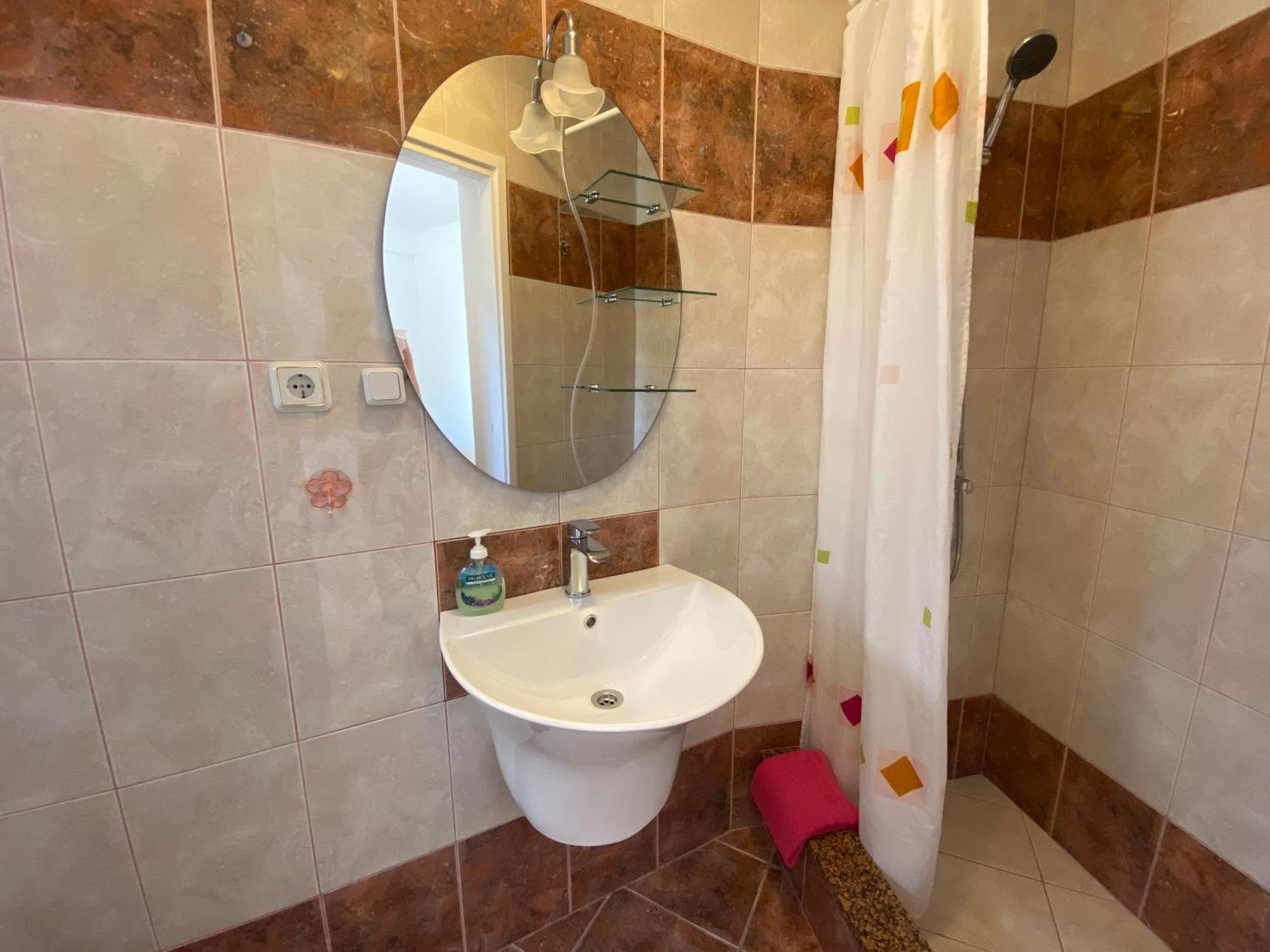 Emanuela 2 Apartment Новаля Екстериор снимка